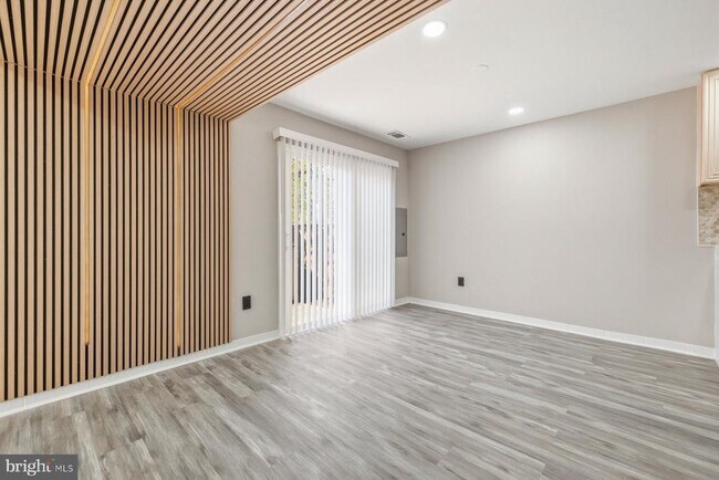 Building Photo - 18323 Allspice Dr