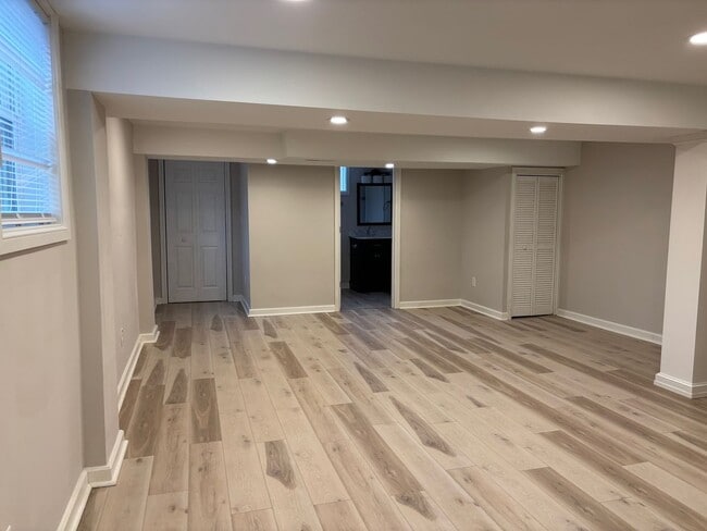 Building Photo - 3-4 bed, 2 bath with full basement in Asheboro