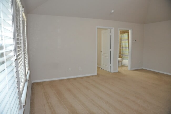 Building Photo - 6315 Denison Oaks Dr