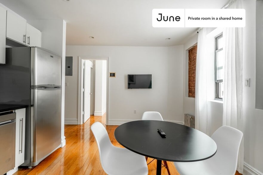 Building Photo - Room in Shared 2 bed/1 bath home in East Village
