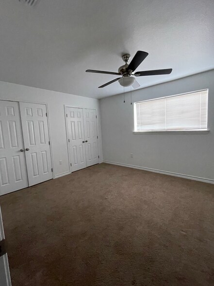 Upstairs Bedroom - 5014 Meandering Ln