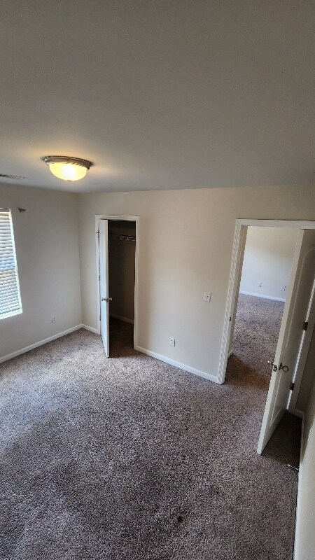 Building Photo - 4041 Liberty Ests Dr