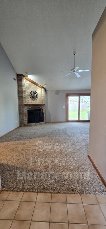 Building Photo - 606 Diamond Point Pl