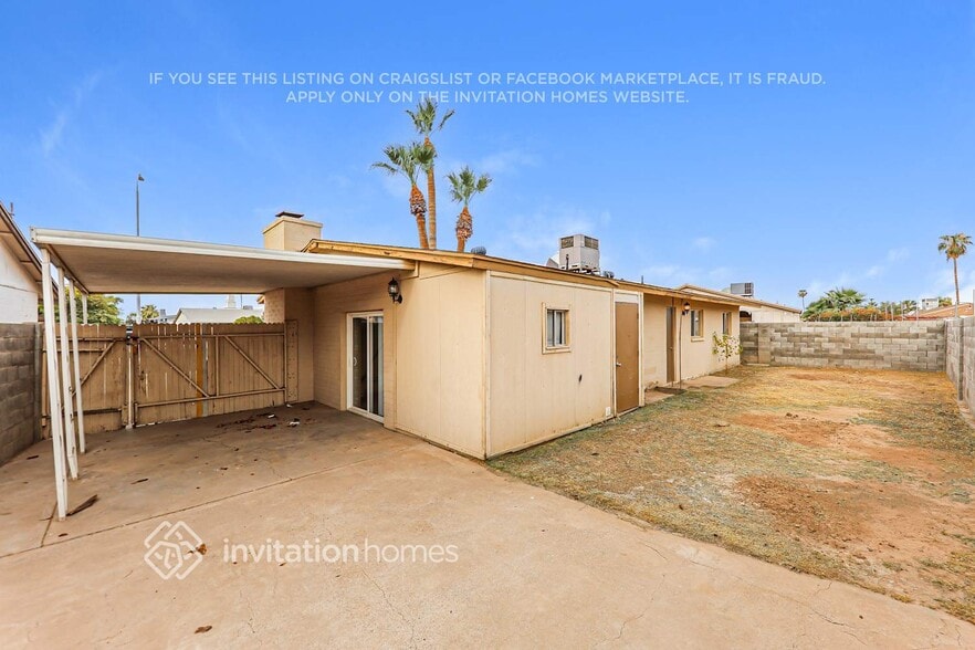 Building Photo - 4424 W Caron St