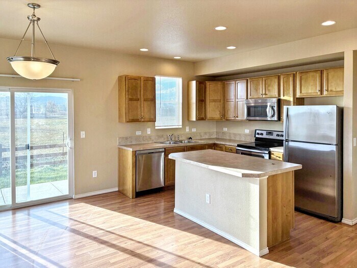 Building Photo - 403 Bannock St