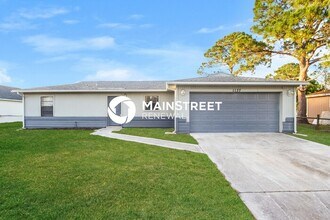 Building Photo - 3 Bedroom Pet-Friendly Home in PALM BAY, F...