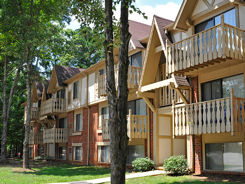 Laurel Woods Apartments - 350 Fairforest Way Greenville SC 29607 ...