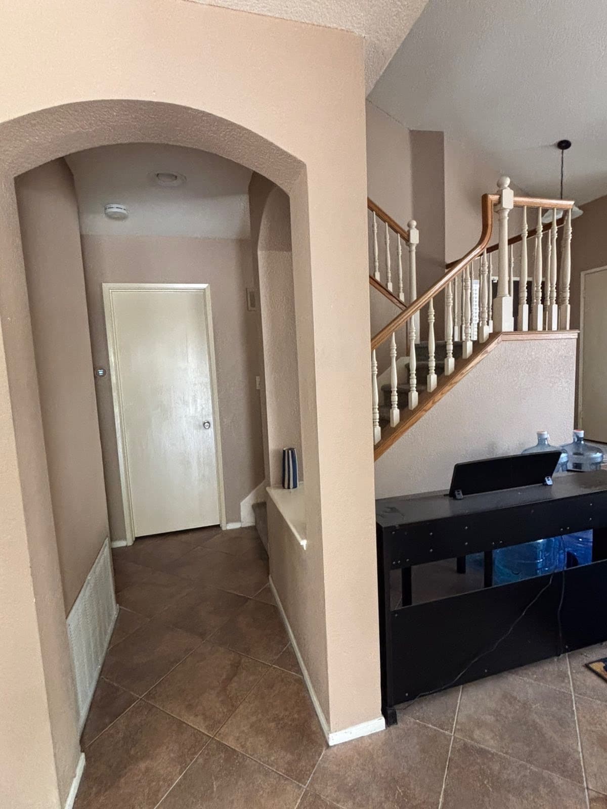 Building Photo - 11141 Countryview Dr