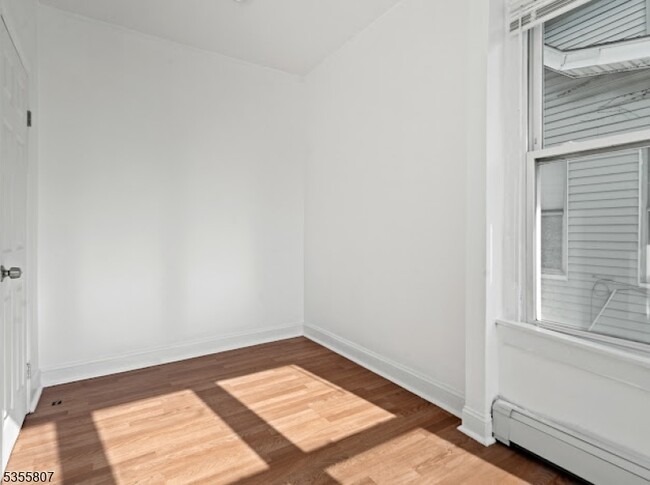 Building Photo - 125 Columbia Ave