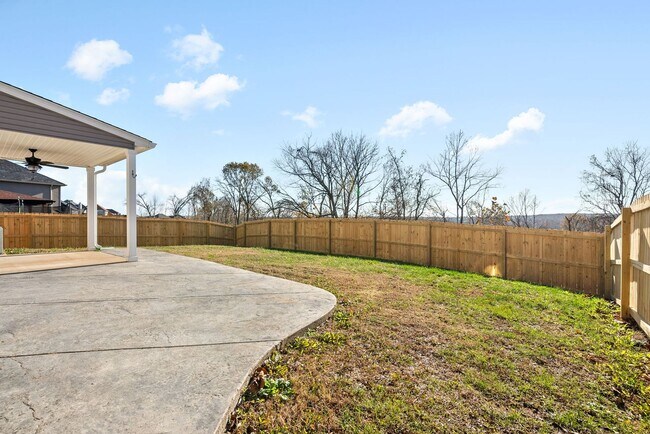 Building Photo - 1180 Henry Pl Blvd