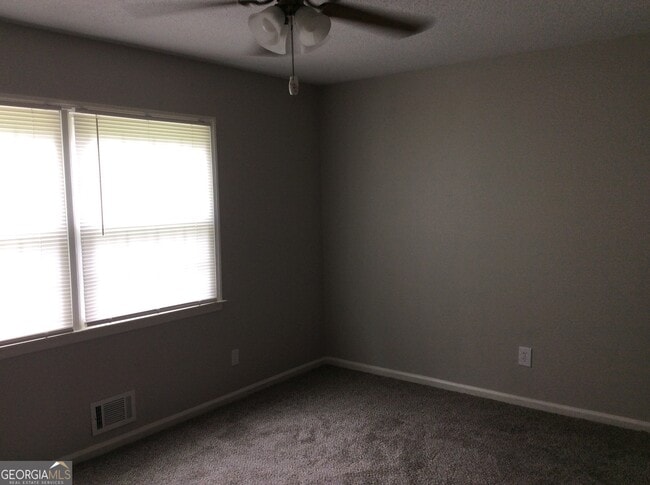 Building Photo - 1417 Pennel Dr