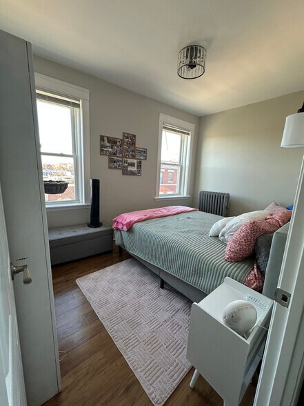 Building Photo - 1197 Commonwealth Ave