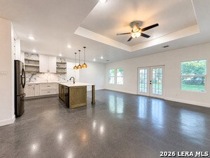Building Photo - 656 Fawn Dr