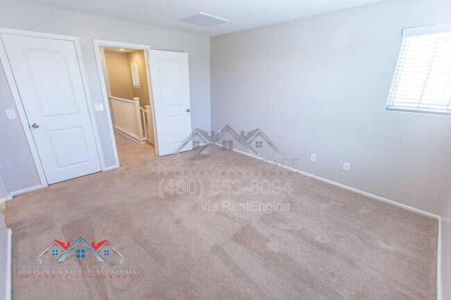 Building Photo - 2218 N 77th Dr