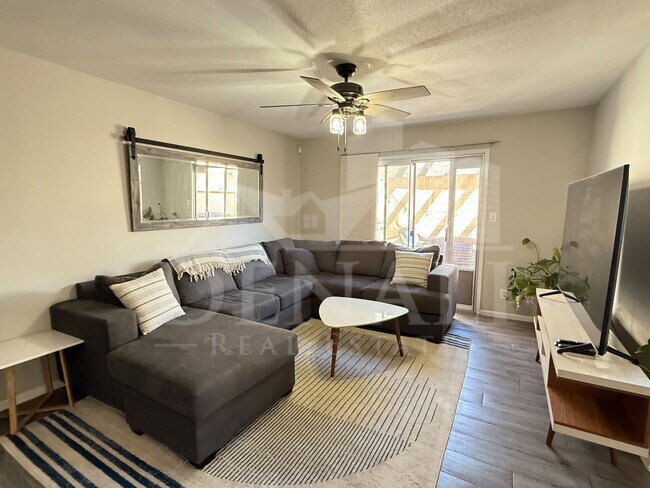 Building Photo - 7920 E Arlington Rd