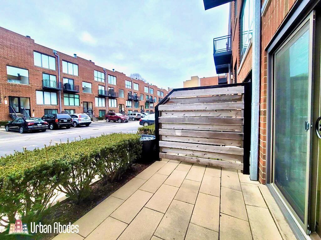 Building Photo - 935 W Grace St