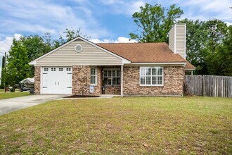 Building Photo - Whitemarsh Island Gem - Charming 3-Bedroom Home on a Corner Lot in Battery Point