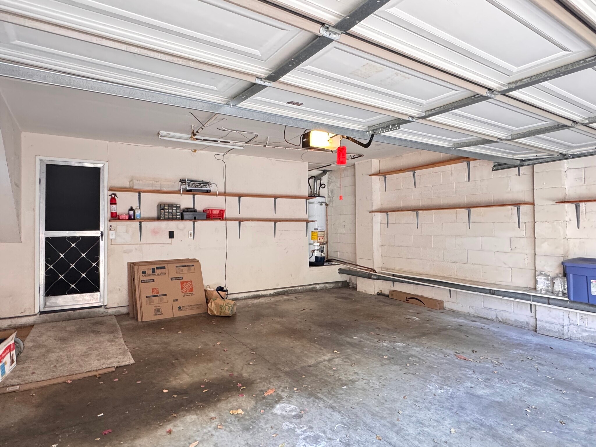 Building Photo - 22123 Figueroa St