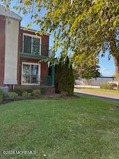 Building Photo - 65 Cedar Ave