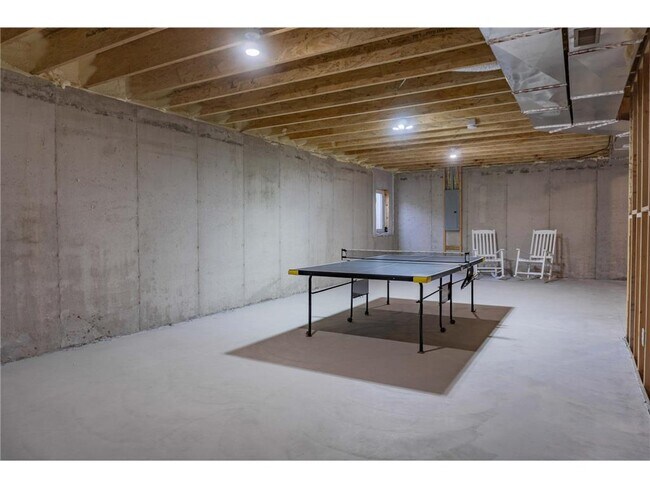 Building Photo - 1574 Edgebrook Ln