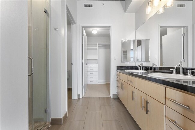 Building Photo - 311 2nd St