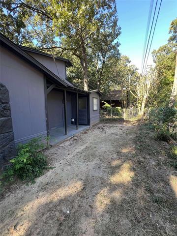 Building Photo - 140 Doe Run Rd