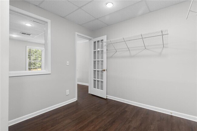 Building Photo - 1616 Amhearst Oaks Ct