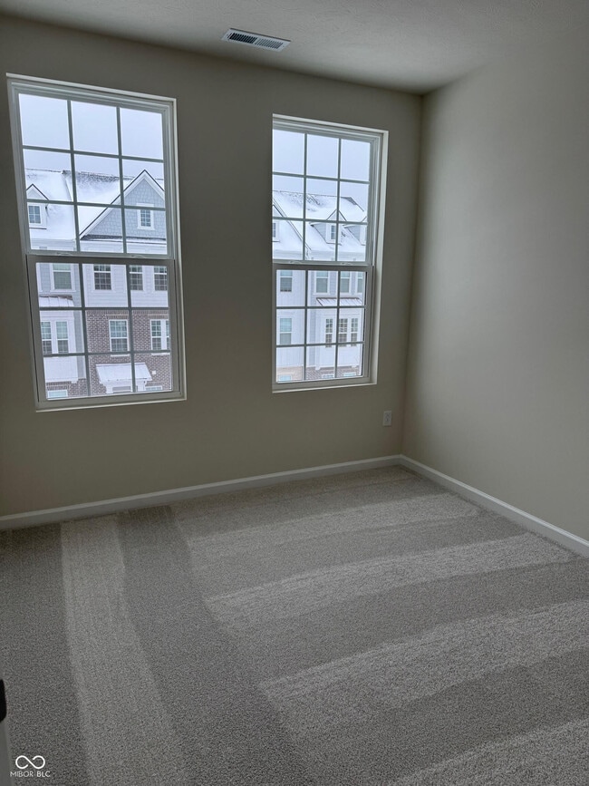 Building Photo - 14555 Elsmere Ln