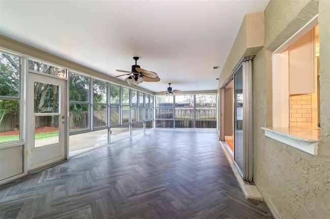 Building Photo - 2958 Meadow Wood Dr
