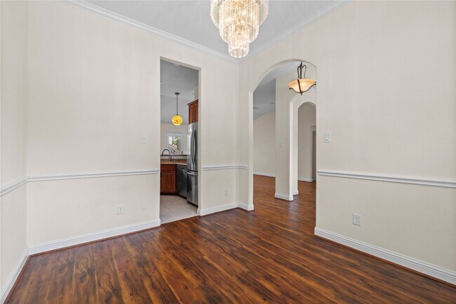 Building Photo - 7214 Deep Forest Dr
