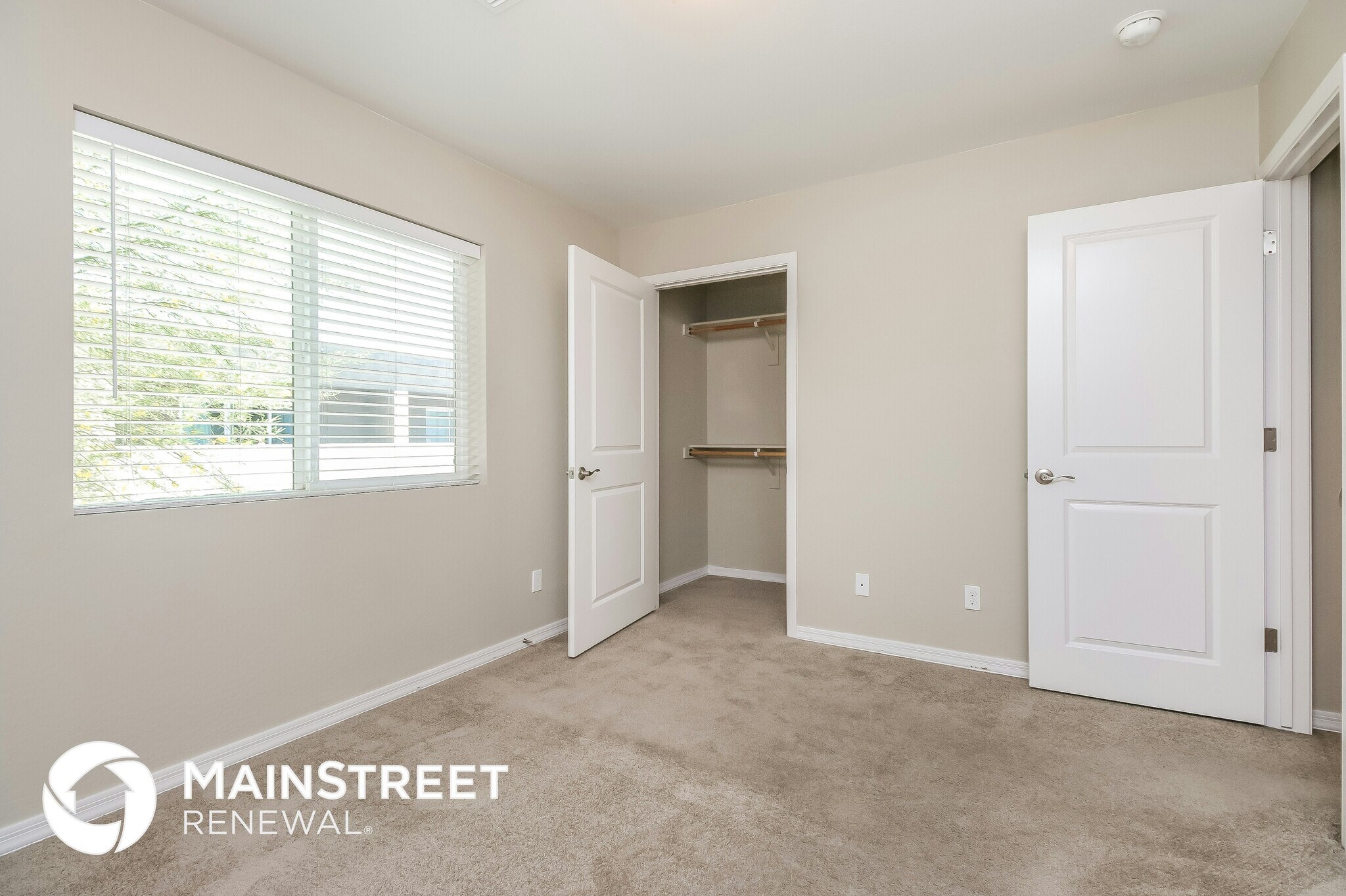 Building Photo - 2000 N 36th St