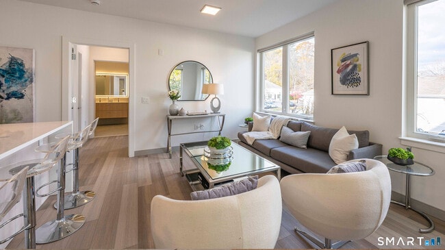 Building Photo - 22 Hubbard Rd