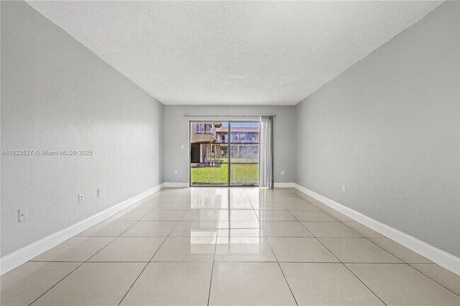 Building Photo - 301 NW 177th St