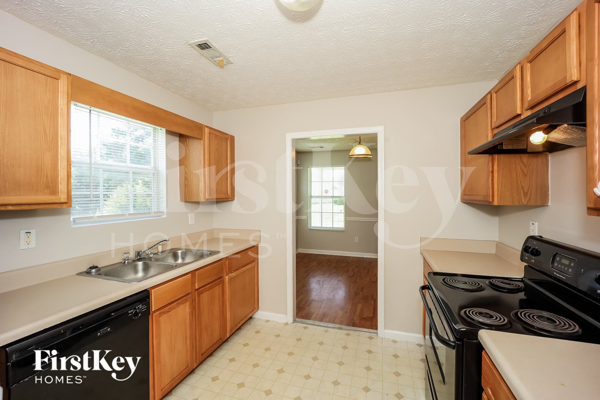 Building Photo - 9421 Mulligan Ct