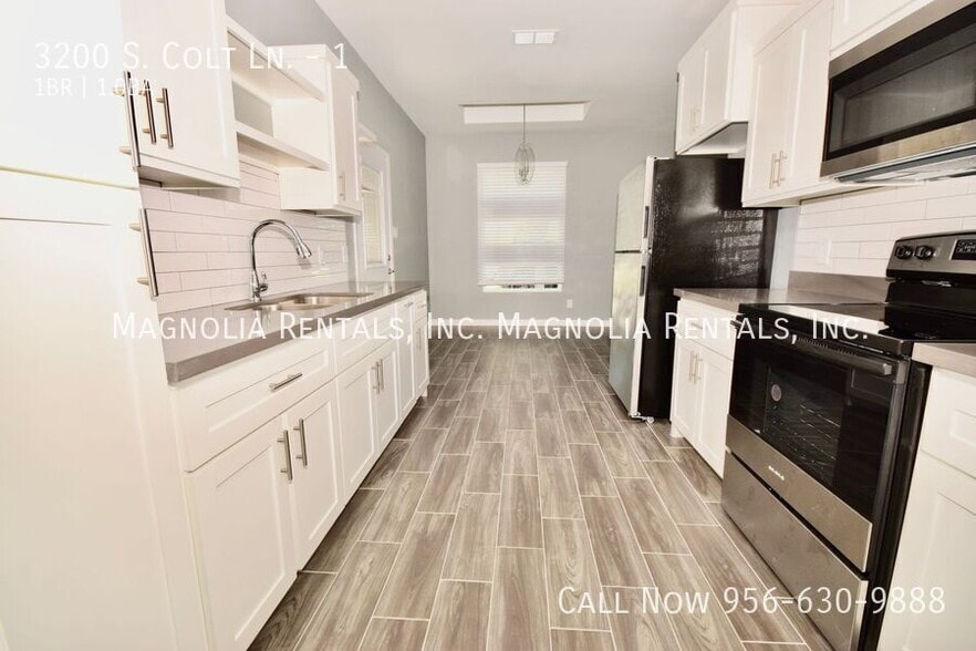 Building Photo - 3200 S Colt Ln