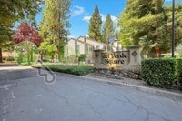 Building Photo - 600 Del Verde Cir