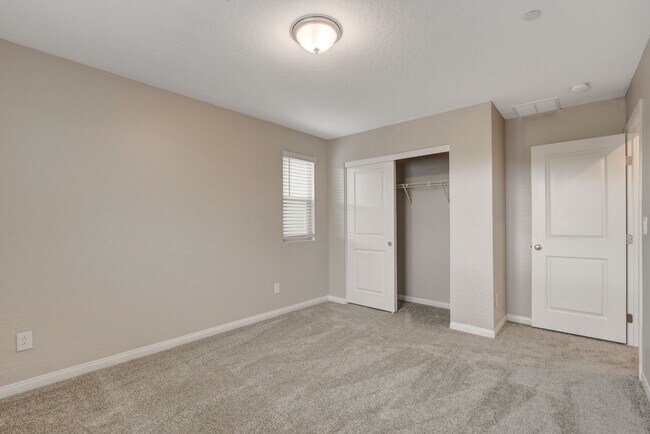 Building Photo - 11553 Alpine Cove Ave