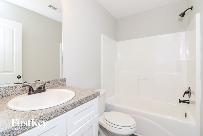 Building Photo - 107 Woodside Ct