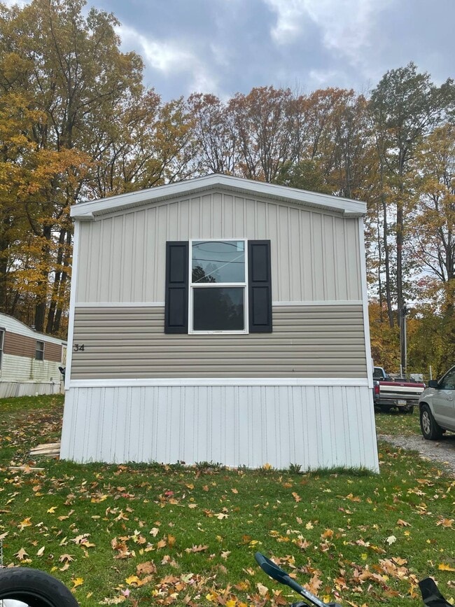 Building Photo - 34 Rena Dr