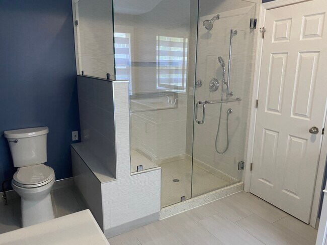 Building Photo - 5708 Governors Pond Cir