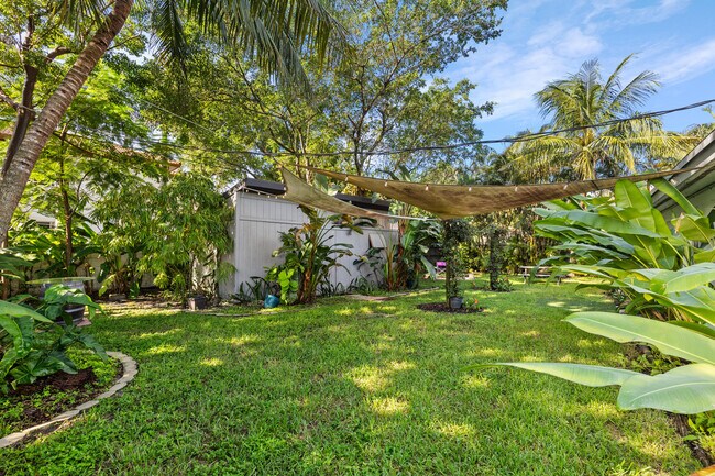 Building Photo - 170 NW 7th St