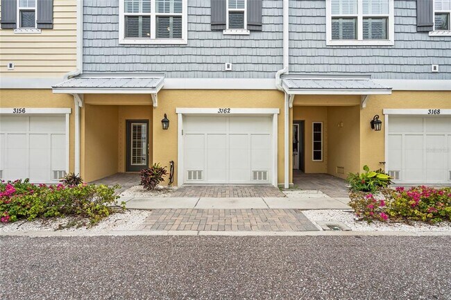 Building Photo - 3162 Moorings Dr S