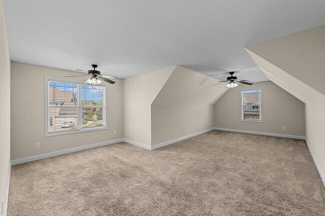 Building Photo - **Spacious 3bd/3ba in Raleigh**