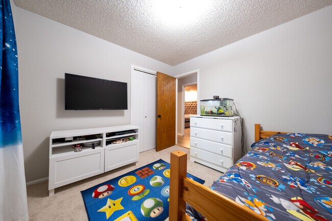 Building Photo - 3521 Widgeon Way