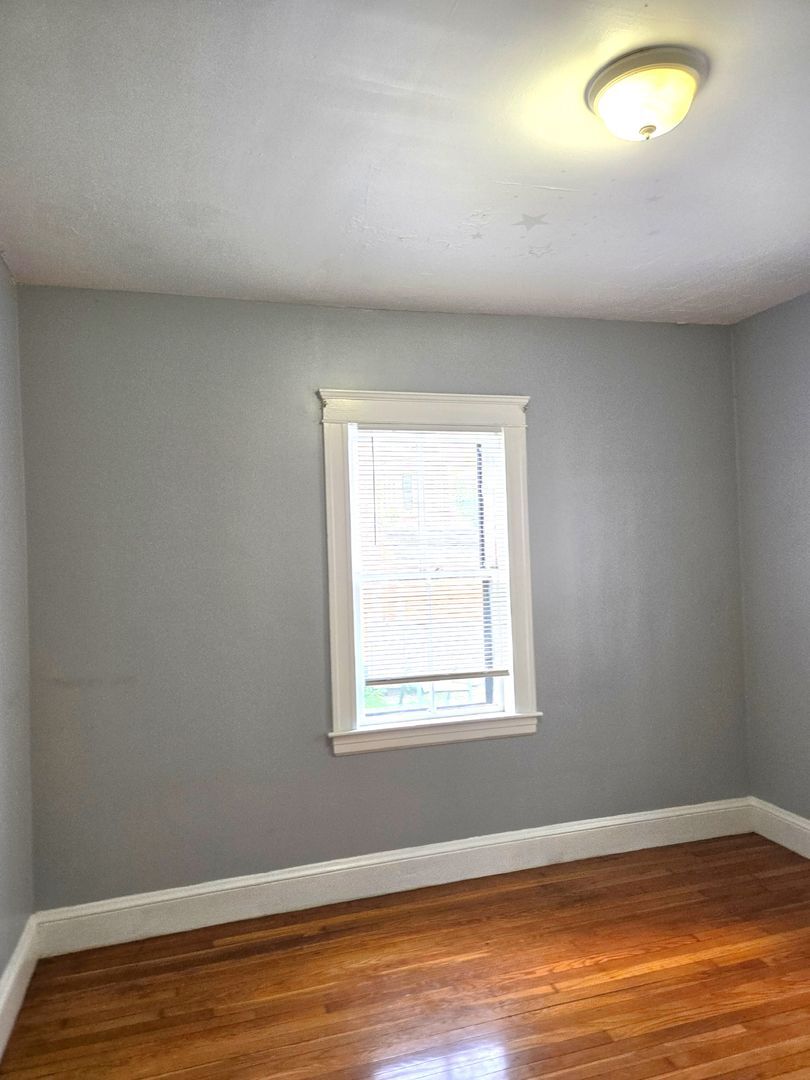 Building Photo - 20 Hudson St