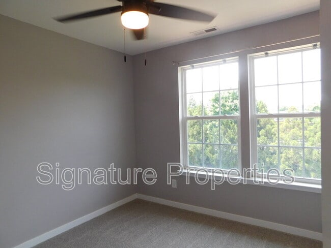 Building Photo - 8197 Belton Cir