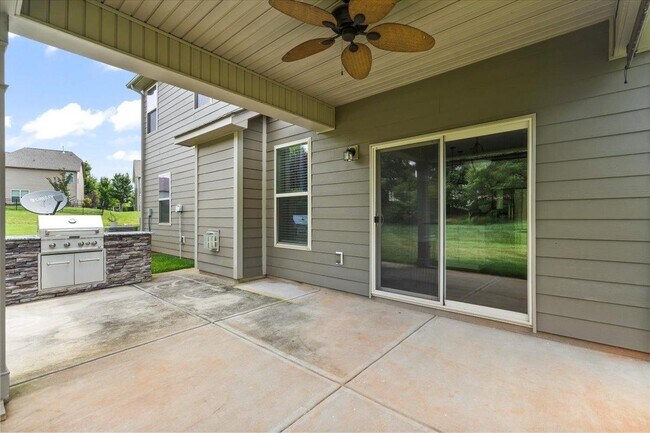 Building Photo - 2433 Chinkapin Ct