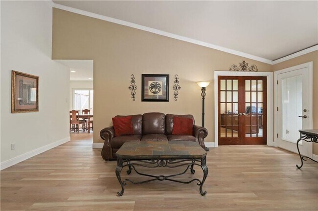 Building Photo - 4-bedroom, 1-story home with dedicated office space and large backyard!