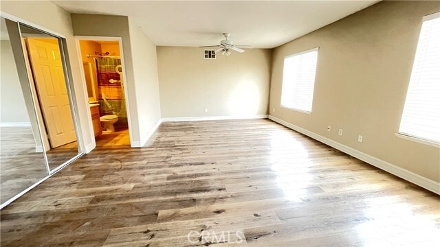 Building Photo - 6562 Emerald Downs St