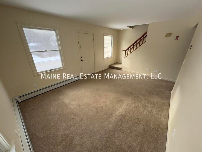 Building Photo - 71 Valley View Ln
